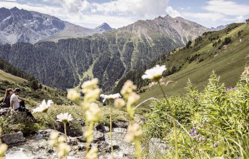 Summer mountain hiking week Summer mountain hiking week